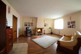 Мини-отель Baza Otdyha Pleshchenitsy Минск Четырехместный номер-9